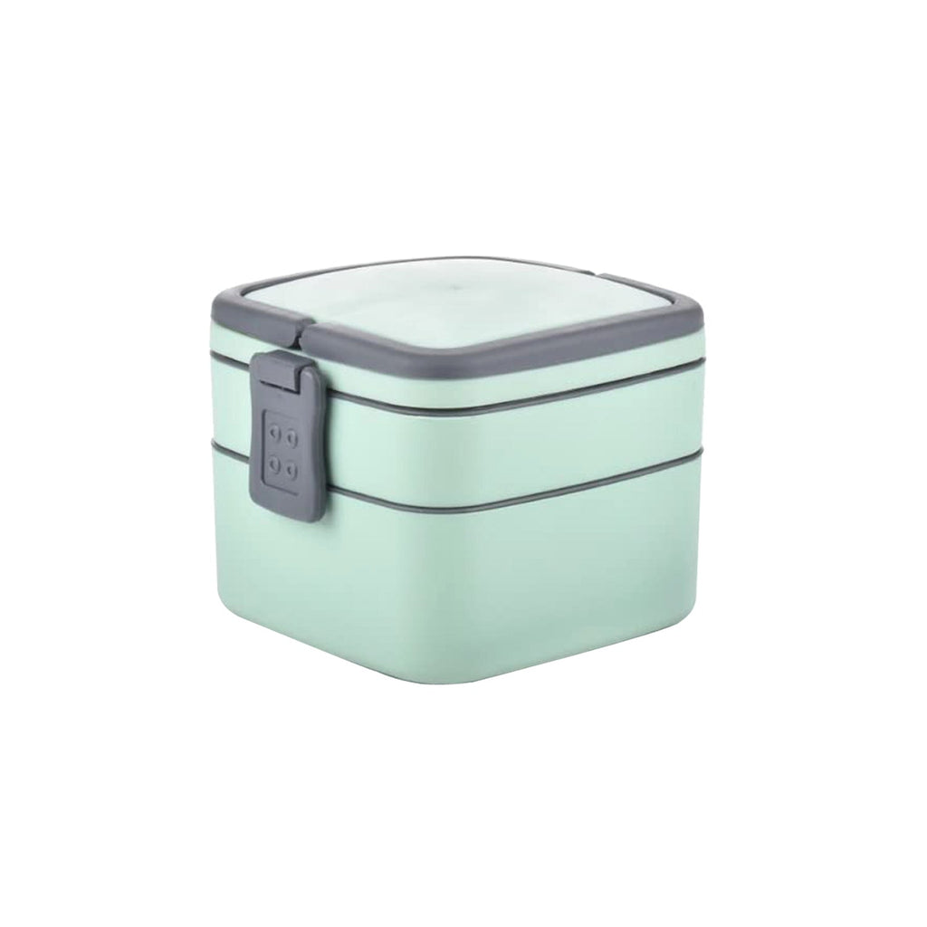 green lunch box with spoon 