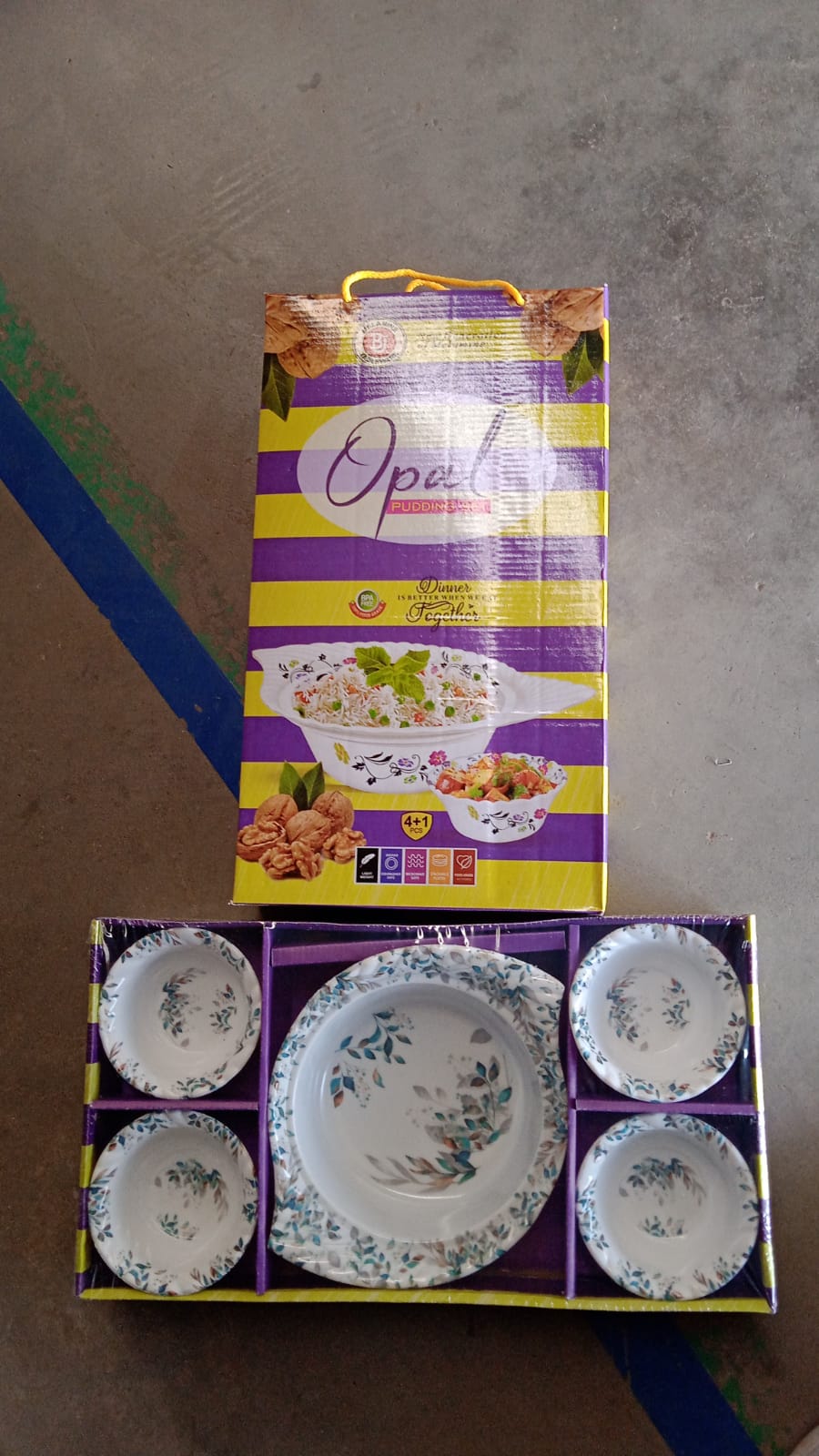 5 Pc Pudding Set used as a cutlery set for serving food purposes and sweet dishes