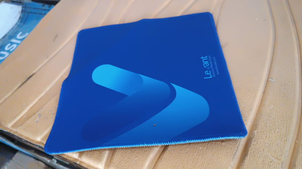 Gaming Mouse Pad Natural Rubber Pad Waterproof Skid Resistant Surface Pad